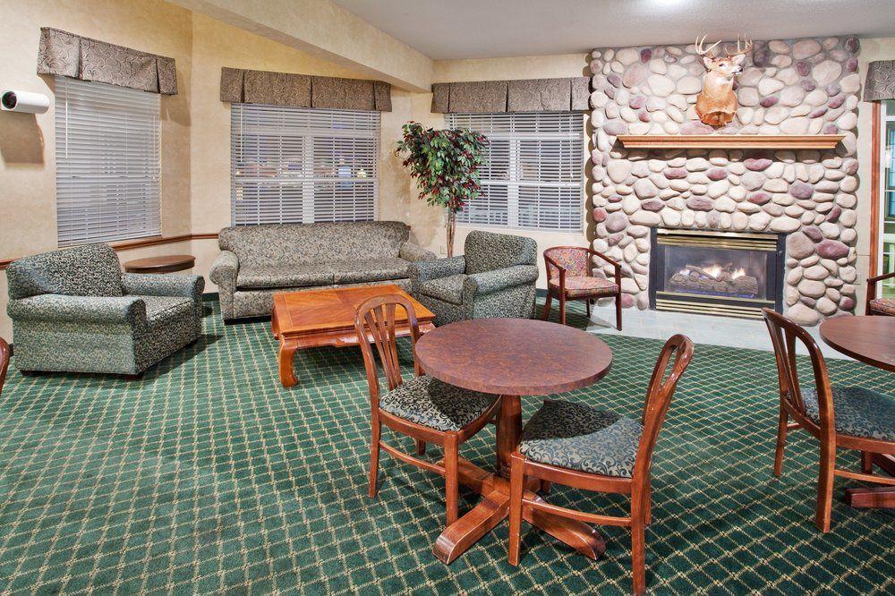 Holiday Inn Express St Ignace-Lake Central By Ihg Сент-Игнас Экстерьер фото