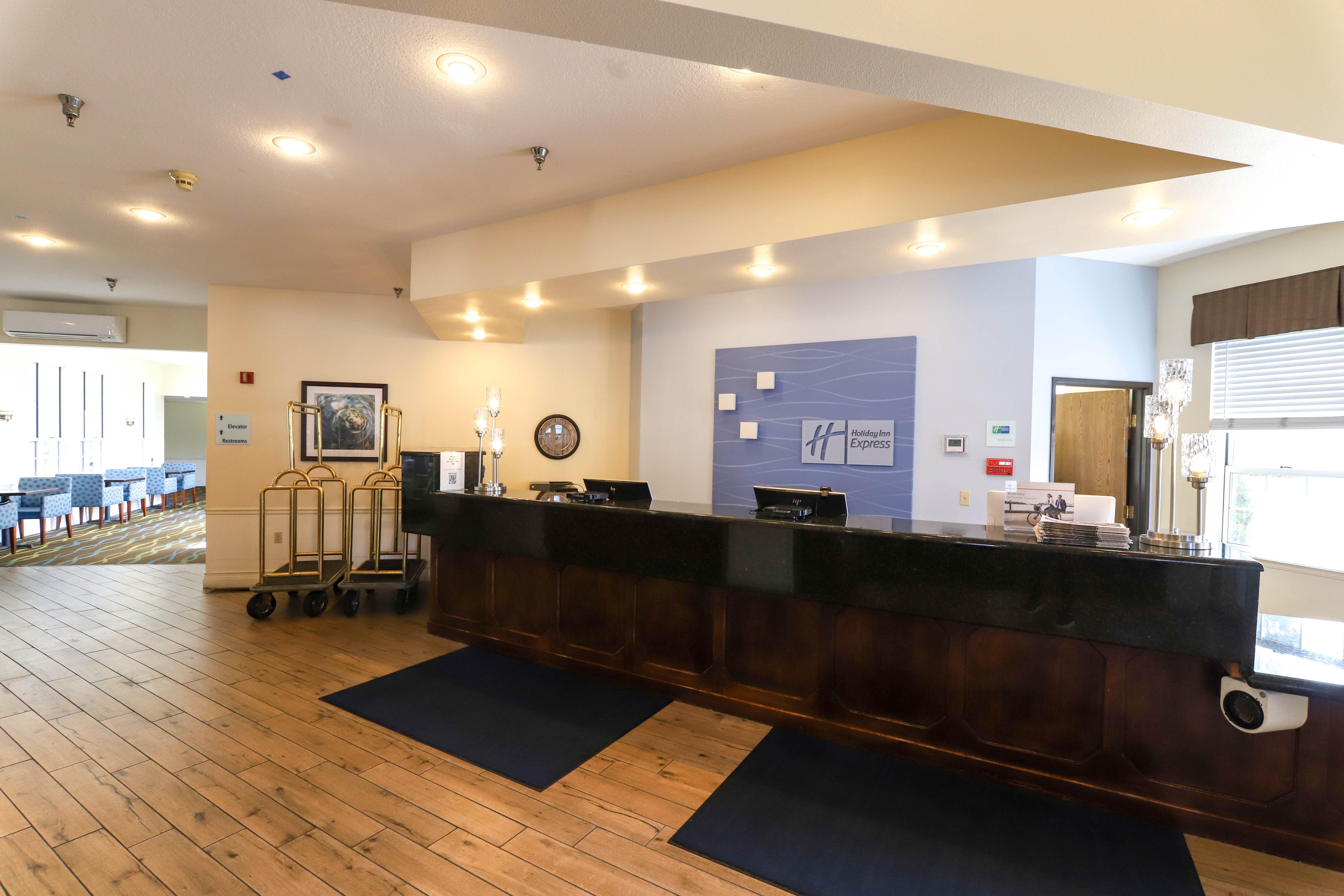 Holiday Inn Express St Ignace-Lake Central By Ihg Сент-Игнас Экстерьер фото