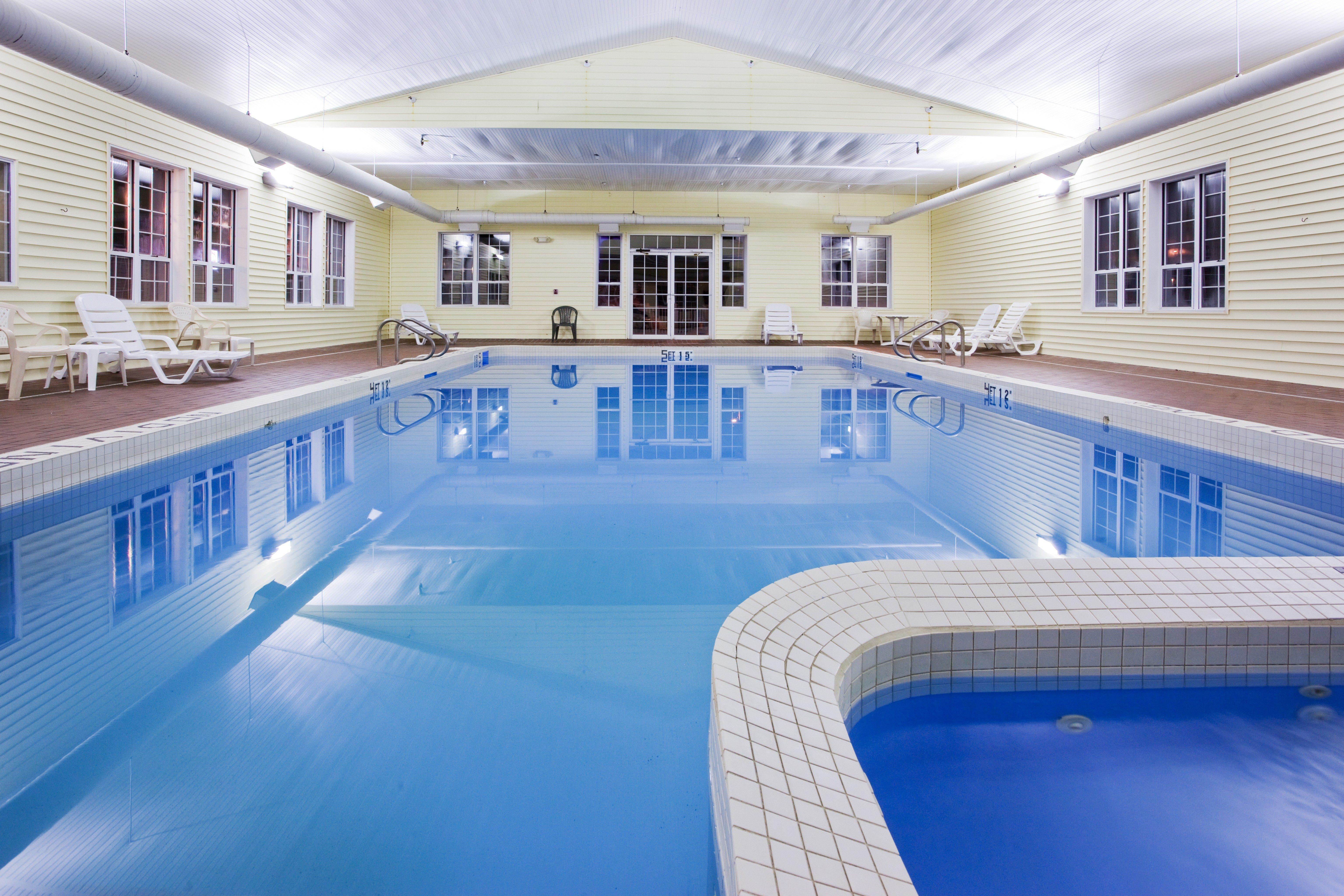 Holiday Inn Express St Ignace-Lake Central By Ihg Сент-Игнас Экстерьер фото