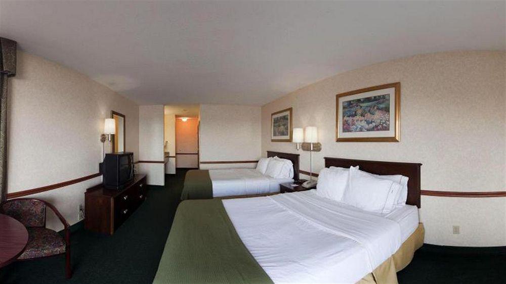 Holiday Inn Express St Ignace-Lake Central By Ihg Сент-Игнас Экстерьер фото