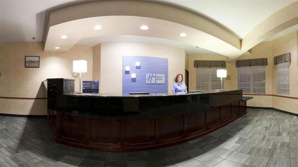 Holiday Inn Express St Ignace-Lake Central By Ihg Сент-Игнас Экстерьер фото